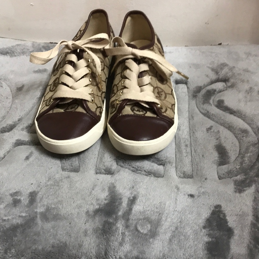 Michael kors signature tennis shoe